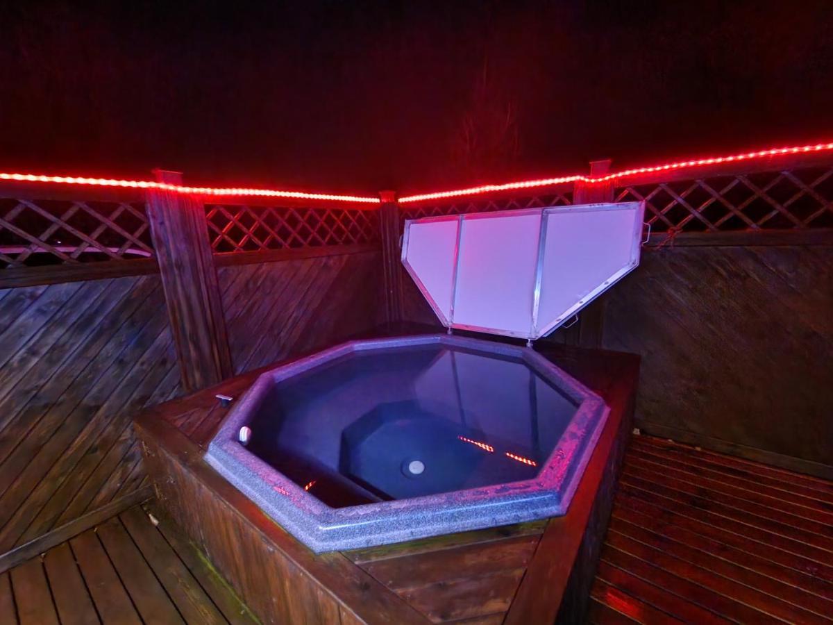 Golden Circle Cabin, Hot Tub Villa Geysir Eksteriør billede